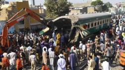 Choque de trenes deja al menos 20 muertos en Pakistán