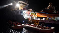 Italia: Rescatan a 2.200 inmigrantes en el mar Mediterráneo