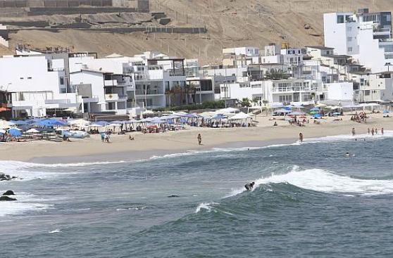 Punta Hermosa protege sus olas e impide obras que las alteren