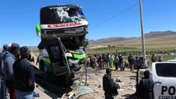 Junín: dos personas murieron tras despiste de ómnibus