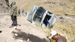 Puno: bus interprovincial se volcó y causó muerte de 3 personas
