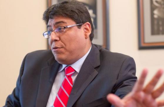 Elmer Cuba critica medidas económicas implementadas por el MEF