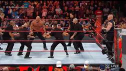 WWE: Goldberg se descontroló y Brock Lesnar prefirió no pelear
