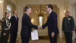 Embajador presenta Cartas Credenciales al presidente Santos