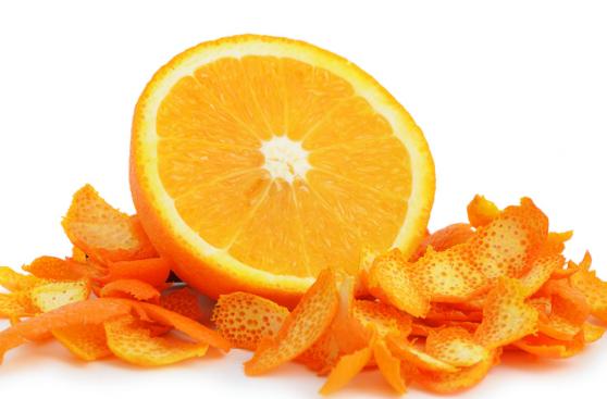 Cosas que puedes limpiar con cáscaras de naranja