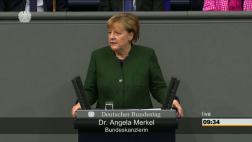 Merkel pone la lupa en populismo alentado por falsa información