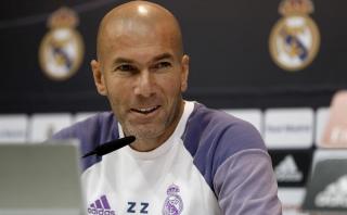 Zidane: "Si fuera James me quedaría en este gran club" [VIDEO]