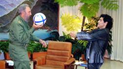Maradona se enteró de muerte de Fidel Castro, lloró y dijo esto