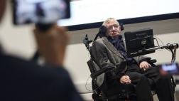 Stephen Hawking habló de ciencia en el Vaticano