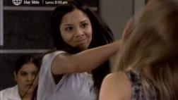 Al fondo hay sitio: Grace golpea así a Emilia en clínica