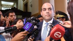 Zavala y PPK evaluarán hoy a candidatos a Ministerio de Defensa