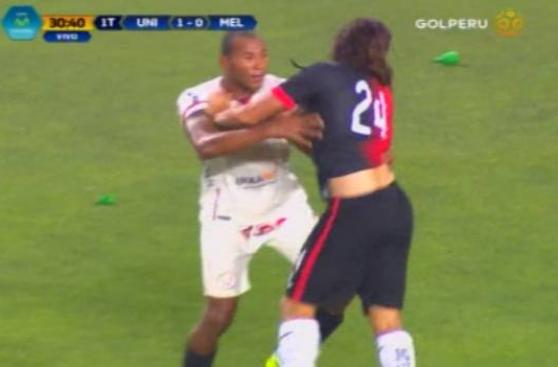 'Zlatan' Fernández entró al campo y así lo recibió Galliquio