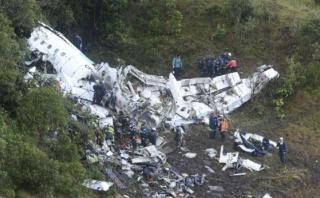 ¿Qué debería hacer un piloto si avión se queda sin combustible?