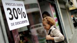 Venezuela ordena remates de ropa para una "Navidad feliz"