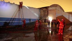 Incendio en Ate: bomberos controlaron fuego tras cuatro horas