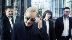 New Order: conversamos con su cantante Bernard Sumner