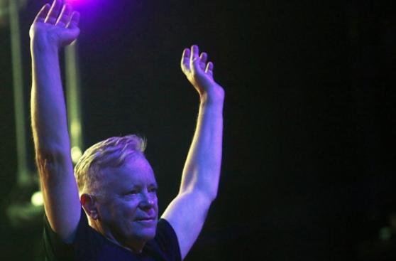 New Order: productores se disculpan por fallas técnicas en show