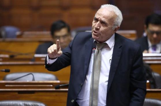 Lombardi: Una cuestión de confianza no es necesariamente dañina