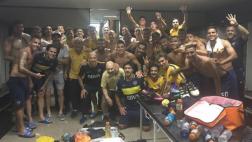 Las alocadas celebraciones de Boca en el vestuario de River