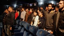 India: Los detuvieron en pleno cine por no cumplir insólita ley