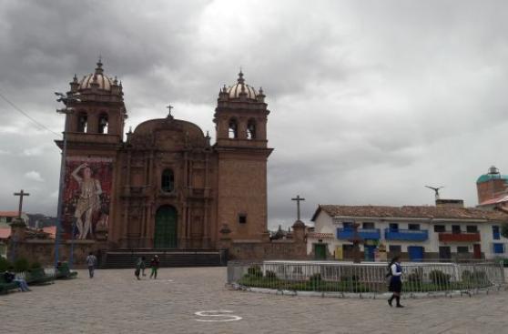 Firman convenio para reconstruir iglesia de San Sebastián