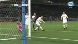 Cristiano al palo: espectacular salto y cabezazo del crack