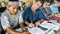 Gobierno se compromete a remediar daños por derrames