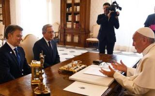 Papa reunió a Santos y Uribe en Vaticano: ¿De qué hablaron?