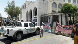 Arequipa: huelguistas impiden ingreso al Palacio de Justicia
