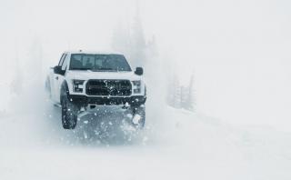 Ken Block conquista la nieve con una Ford Raptor