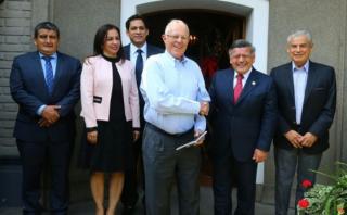 PPK se reunió con César Acuña y congresistas de APP
