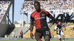 Advíncula se despidió de Newell's y así le contestaron hinchas