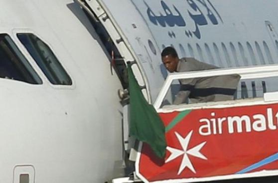 ¿Qué se sabe sobre los secuestradores del avión en Malta?