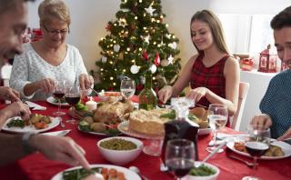 Consejos para evitar intoxicaciones en la cena de Año Nuevo