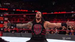 WWE: Roman Reigns venció a Owens y retuvo el campeonato de USA