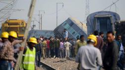 India: 2 muertos y 38 heridos tras descarrilamiento de tren