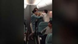 Aerolínea usará armas eléctricas para evitar conflictos