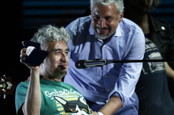 Concierto de despedida de Jorge González terminó en pelea