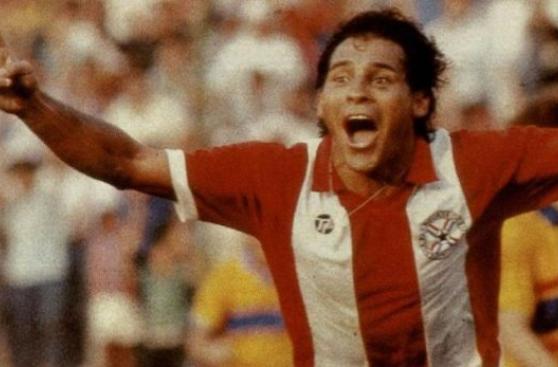 Roberto Cabañas, histórico delantero paraguayo, falleció hoy