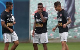 Guerrero espera que Vargas y Farfán regresen a la selección
