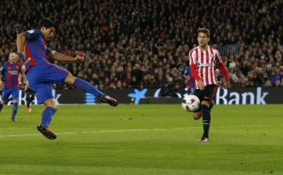 Barcelona: Luis Suárez anotó al Athletic con sensacional volea