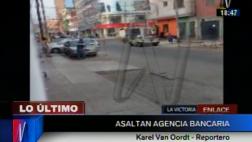 La Victoria: cinco sujetos armados asaltaron un Scotiabank