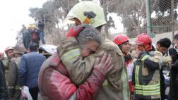 Irán: Más de 20 bomberos muertos por colapso de edificio