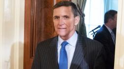 Investigan a asesor de Trump por contactos con Rusia