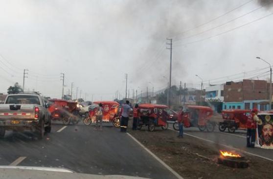 Chancay: bloquean Panamericana Norte para exigir seguridad vial