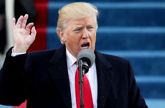 Trump advierte que intervendrá Chicago si sigue la "carnicería"