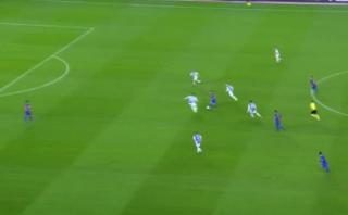 Lionel Messi: así resolvió el crack ante marca de tres zagueros