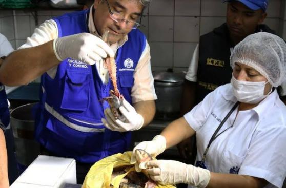 Municipalidad de Lima cerró 4 cevicherías del Mercado Central