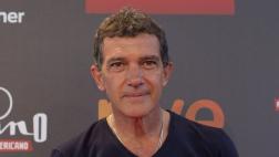 Antonio Banderas tranquiliza a sus fans tras hospitalización