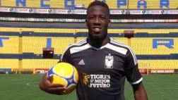 Luis Advíncula fue presentado en Tigres con este video